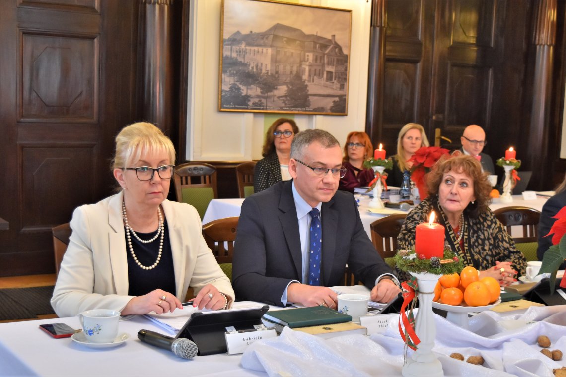 Rada Powiatu Wejherowskiego przyjęła budżet na 2023 r.