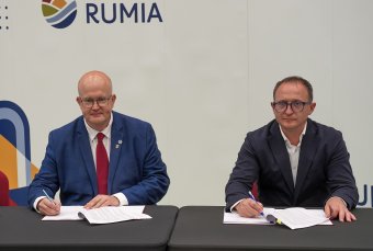 Podpisanie umowy na poprawę efektywności energetycznej budynków